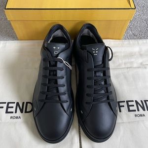 NWT Fendi Sneaker ls in Black US8.5